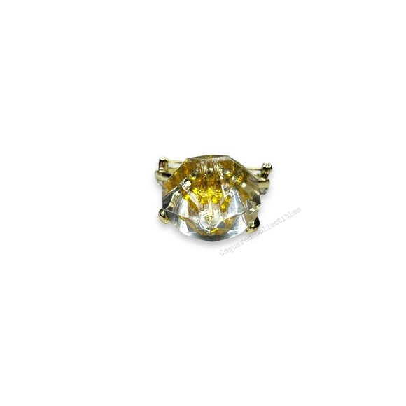 AJC Gold Tone Acrylic Crystal Engagement Ring Brooch Vintage - Picture 10 of 11